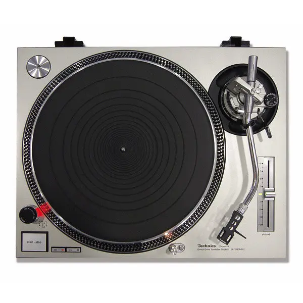 Set optie: 2x Technics SL1200 mk2 (vinyl platenspelers)
